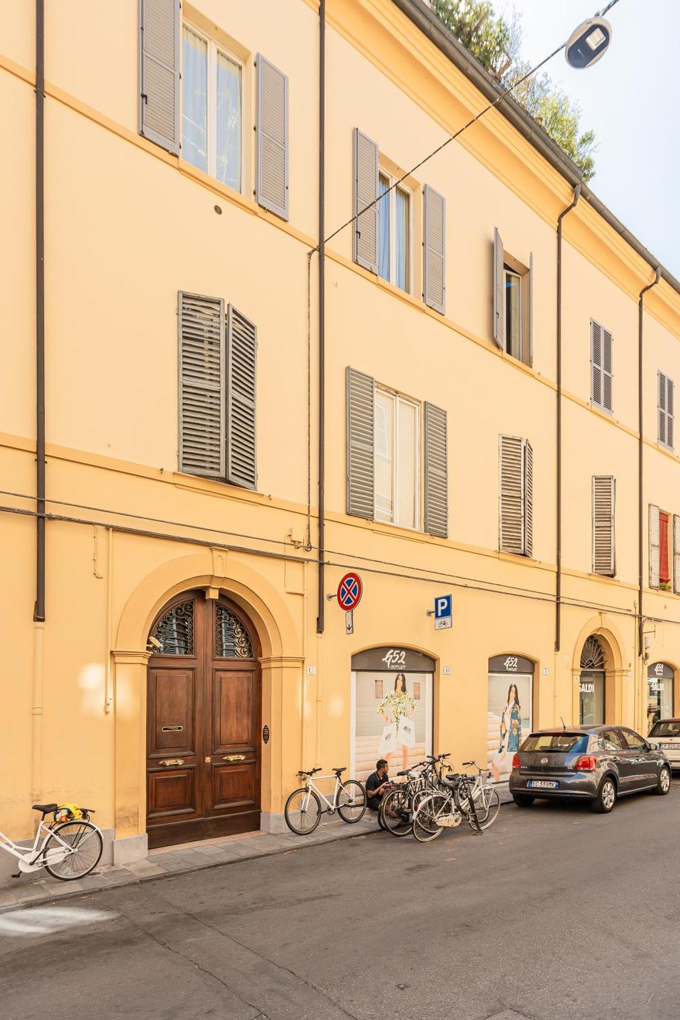 Ferienwohnung Molinari House Modena Centro Lux Exterior foto